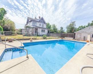 pool