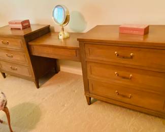 MCM dresser