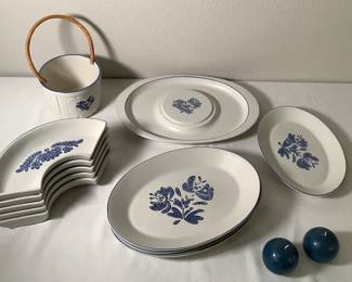 Pfaltzgraff "Yorktowne" Lazy Susan Side Dishes & More