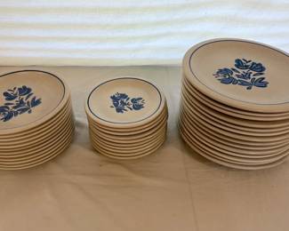 Pfaltzgraff "Yorktowne" Dinner Plates & More