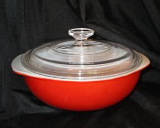 C104 - $25. Pyrex Red lidded 2 Quart Serving bowl.