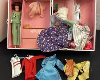Vintage doll case & Barbie clothes