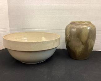 Red Wing pottery