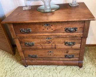 3 drawer spoon carved dresser