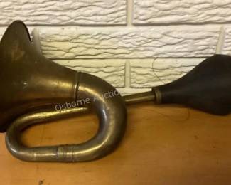 Brass horn (works)