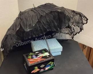 Vintage parasol & jewelry box