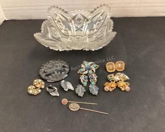 Vintage jewelry