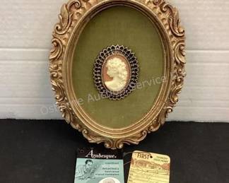 Vintage Cameo Decor