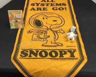 1969 Astronaut Snoopy felt banner