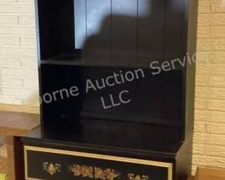 Dresser with hutch top