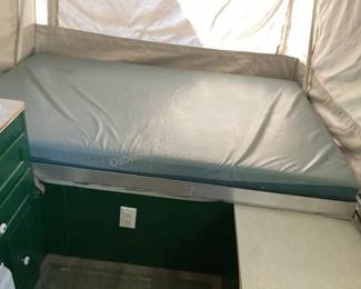 1995 Coleman by Fleetwood camper