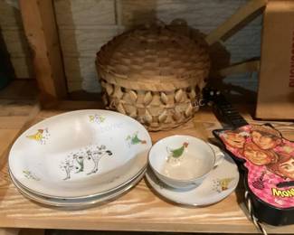 Vintage children's dishes