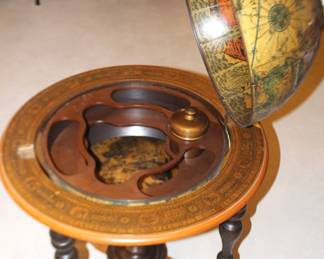 BUY IT NOW! $450.00. Table Globus As a Bar.