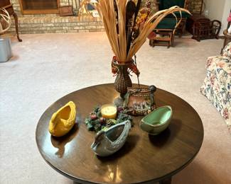 round coffee table, Frankoma ducks, flower dish, floral