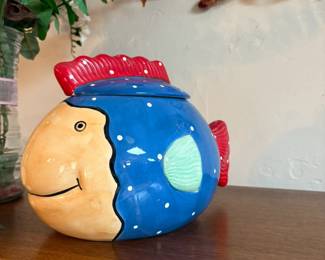 fish cookie jar