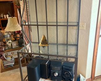 bakers rack, stereo