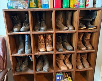 cubby, boots