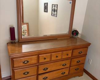 dresser with mirror