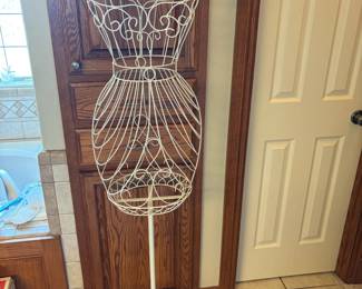decorative maniquin