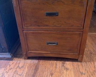 Filing cabinet 