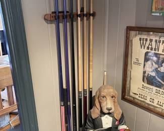 Pool table accessories and decorative doggy Butler