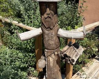 Very large Ortega carving