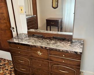 1950’s Dresser