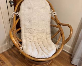 Rattan Swivel Rocker