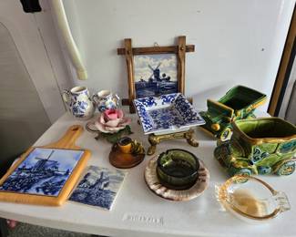 Delft items from Holland, other vintage decor