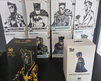 DC Collectibles vinyl figurines
