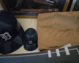 Tiger's memorabilia - stadium seat cover from 1967