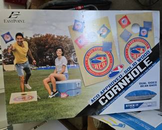 Cornhole game