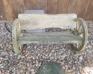 Primitive wagon wheel bench