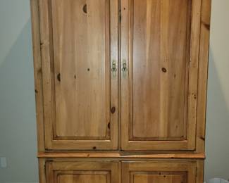 Armoire