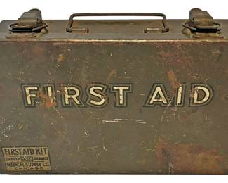 Medical Supply Company WWII FIrst Aid Kit