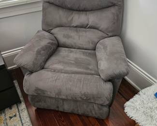 One example of several manual recliners