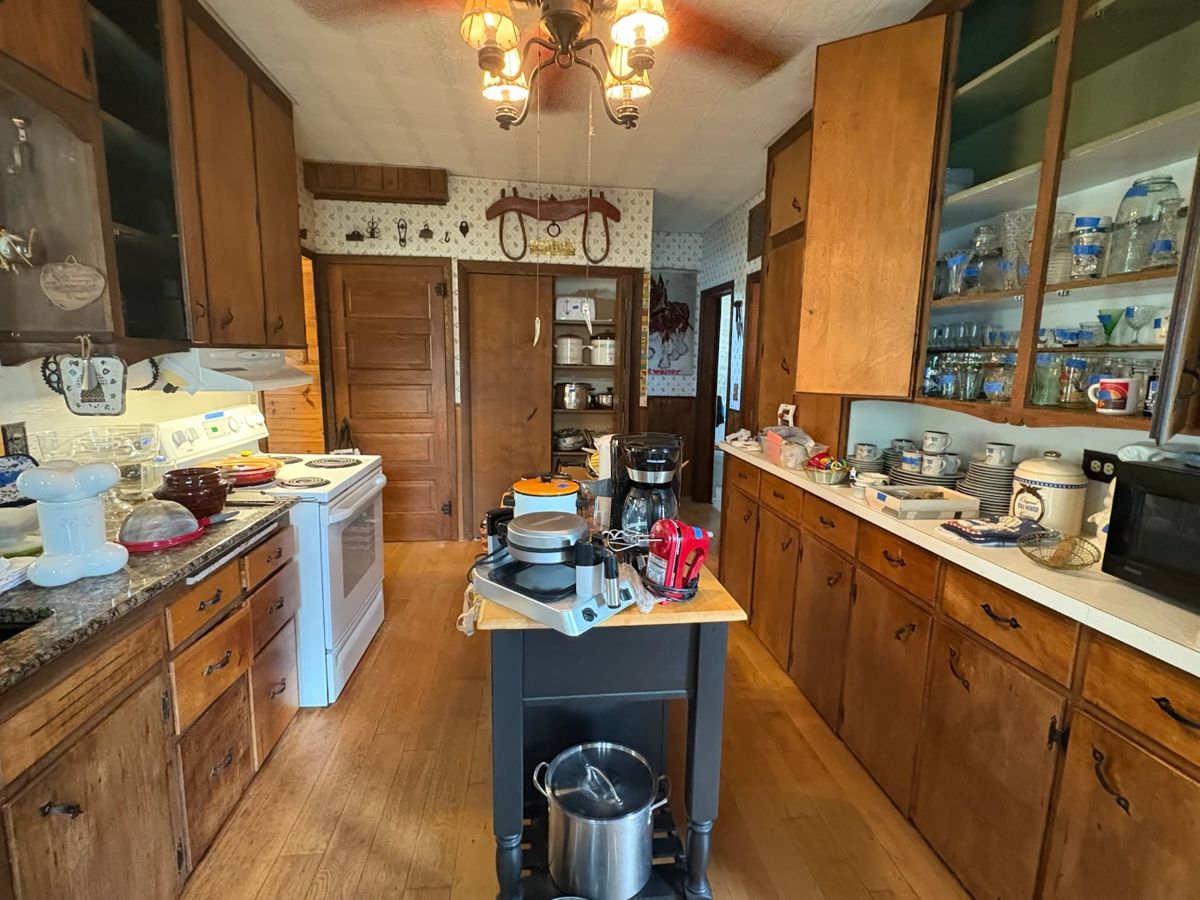 Step back in time and explore a century of memories at our beloved Centennial home. This is a multi-generational estate sale featuring a wide variety of unique and timeless items, perfect for collectors, decorators, and treasure hunters alike.
Highlights include
Antiques and vintage furniture
Home decor and art work
Kitchen and glassware
Books, records,vintage toys and more!
Come find your next treasure and enjoy a stroll through this charming Goodrich home.
9-4
Cash only, bring help to load large items