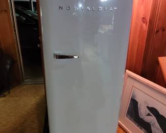 Nostalgia reproduction vintage refrigerator