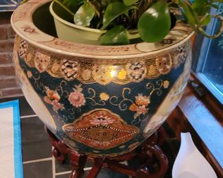 Large asian floor planter with stand