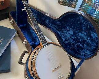 Vintage Ibanez Artist Banjo w/case