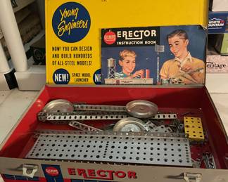 Erector Set with pieces w/ metal box