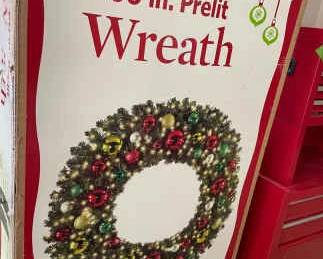 60 Wreath w Lights