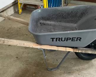 Truper Wheelbarrow 