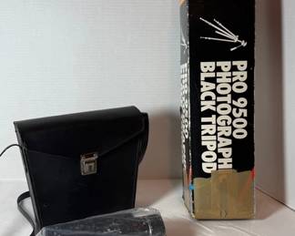 Pro 9500 Photographer Black Tripod Bell  Howell 2103 XL