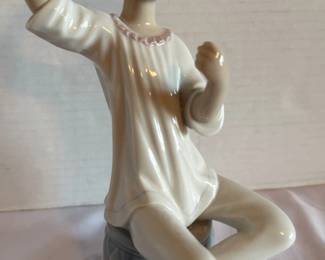 Lladro Girl With Brush Mirror missing 