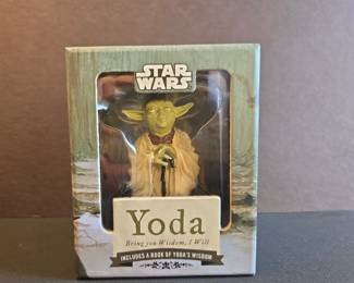 Star Wars Yoda doll