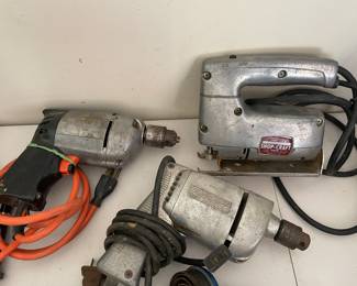 Assorted power tools