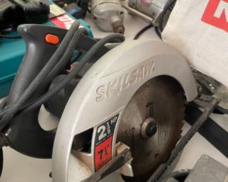 Skilsaw 2 1/8 HP 71"
