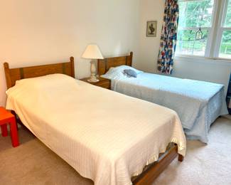 Vtg. rustic style twin head boards