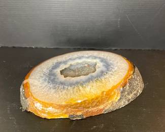 Polished geode